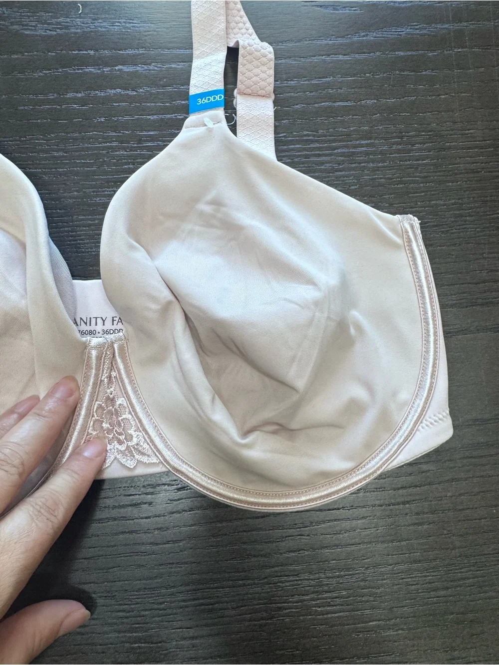 NWT Vanity Fair Beauty Back Minimizer Underwire Bra 36DDD Nude 76080